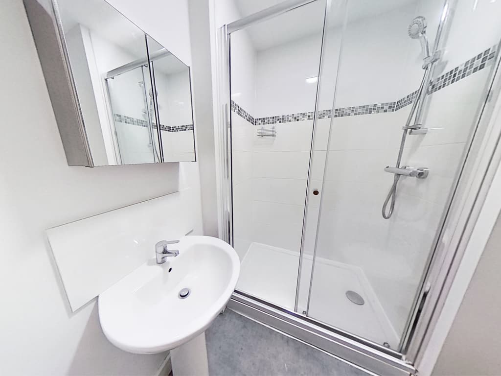 Classic Studio, Clare Court, Nottingham - view 3