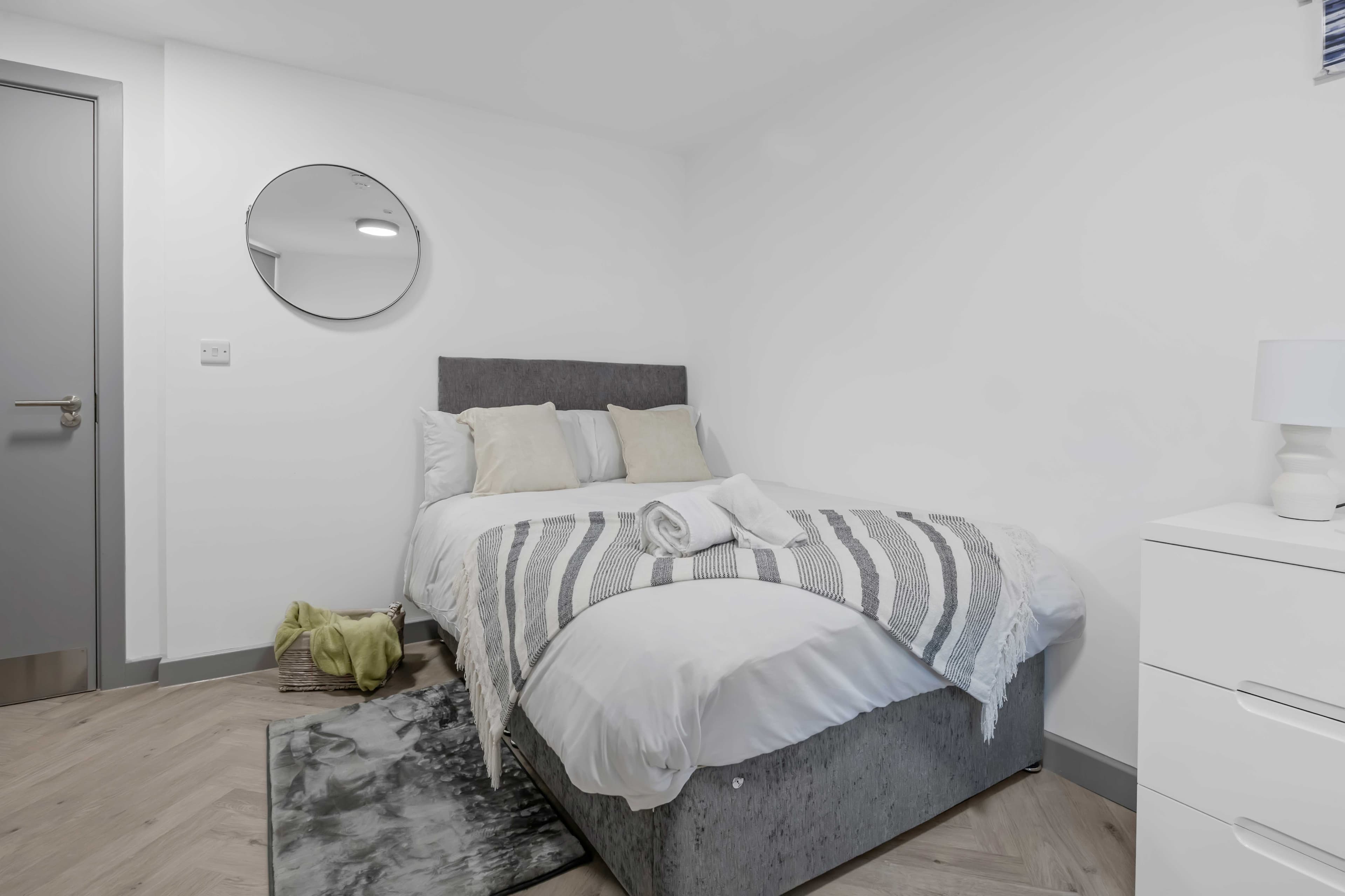 Ensuite, Stanley, Nottingham - view 2